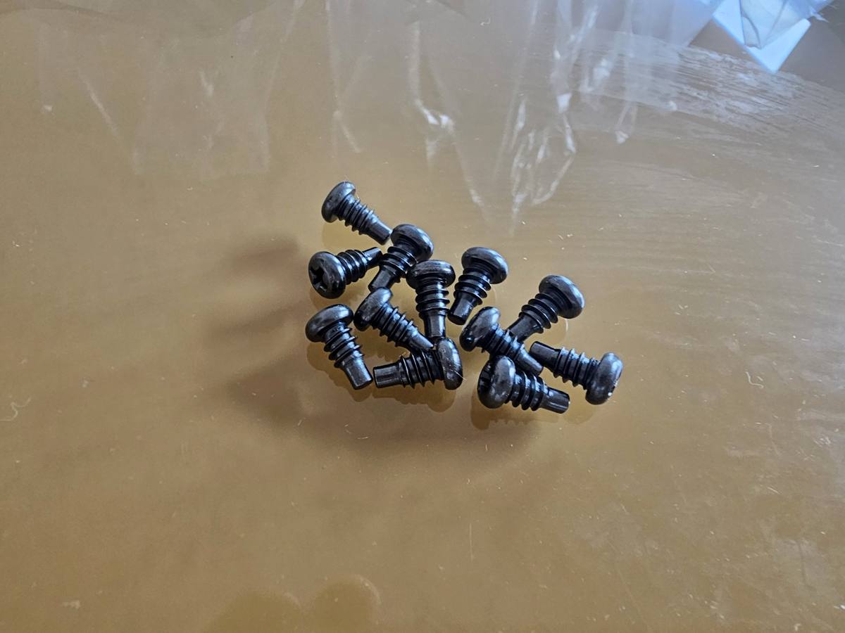 Phillips Pan-Head Tapping Screw, Black