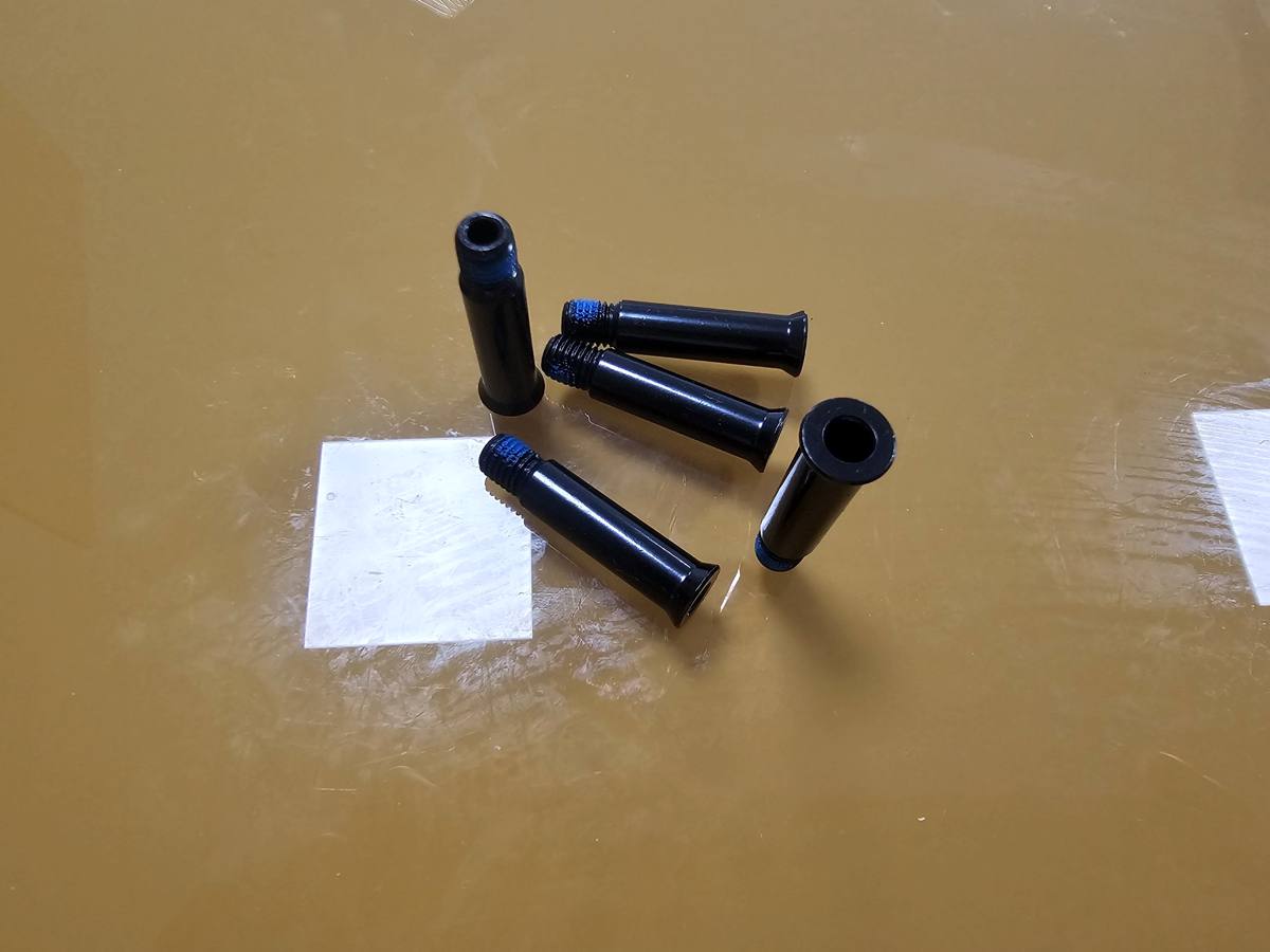 Eje de Rueda de Dos Piezas, Negro